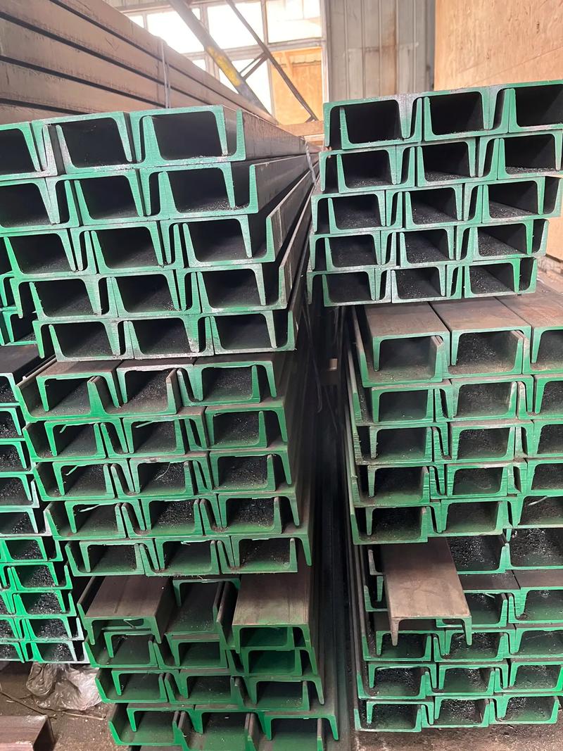 集贤幕墙槽钢插芯